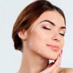 علت ورم صورت بعد از لیفت با نخ چیست؟